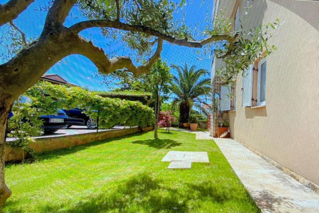 Apartman Hola Novigrad  Екстер'єр фото