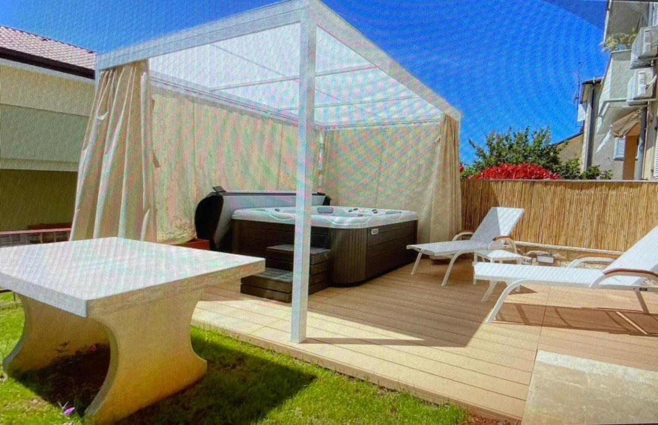Apartman Hola Novigrad  Екстер'єр фото