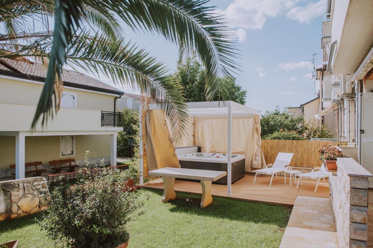 Apartman Hola Novigrad  Екстер'єр фото