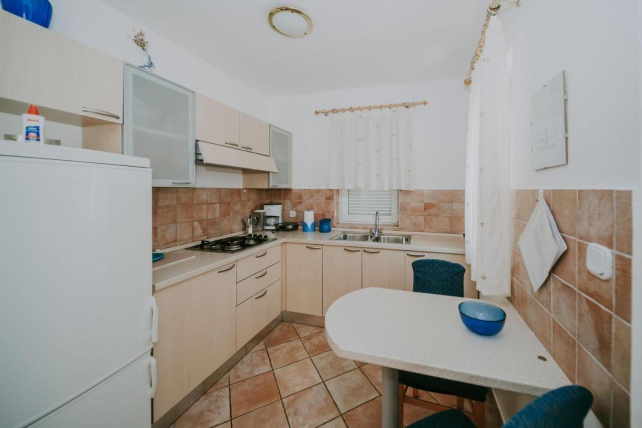 Apartman Hola Novigrad  Екстер'єр фото
