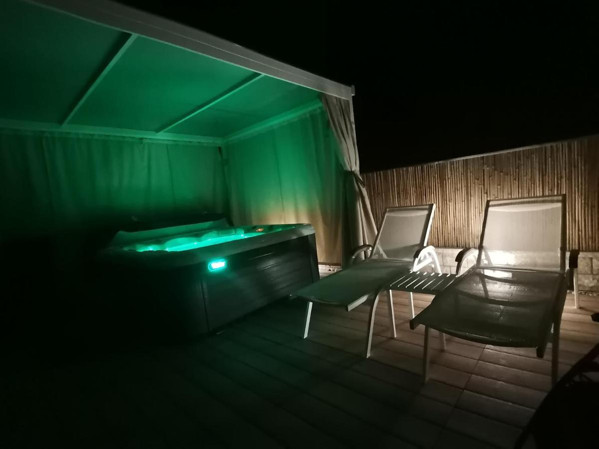 Apartman Hola Novigrad  Екстер'єр фото